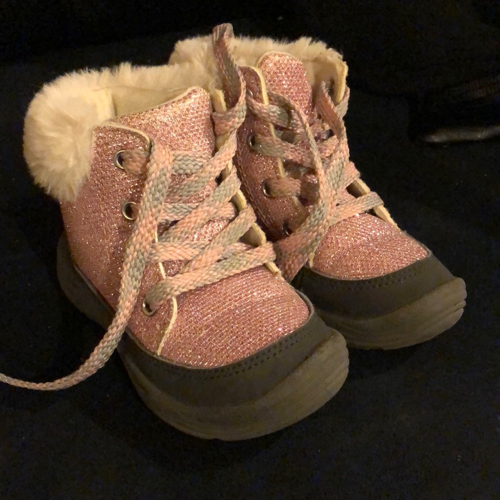Very gently used winter boots